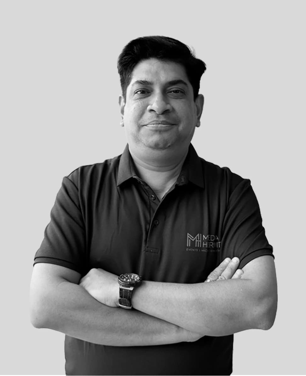 Amol Padhye-bw